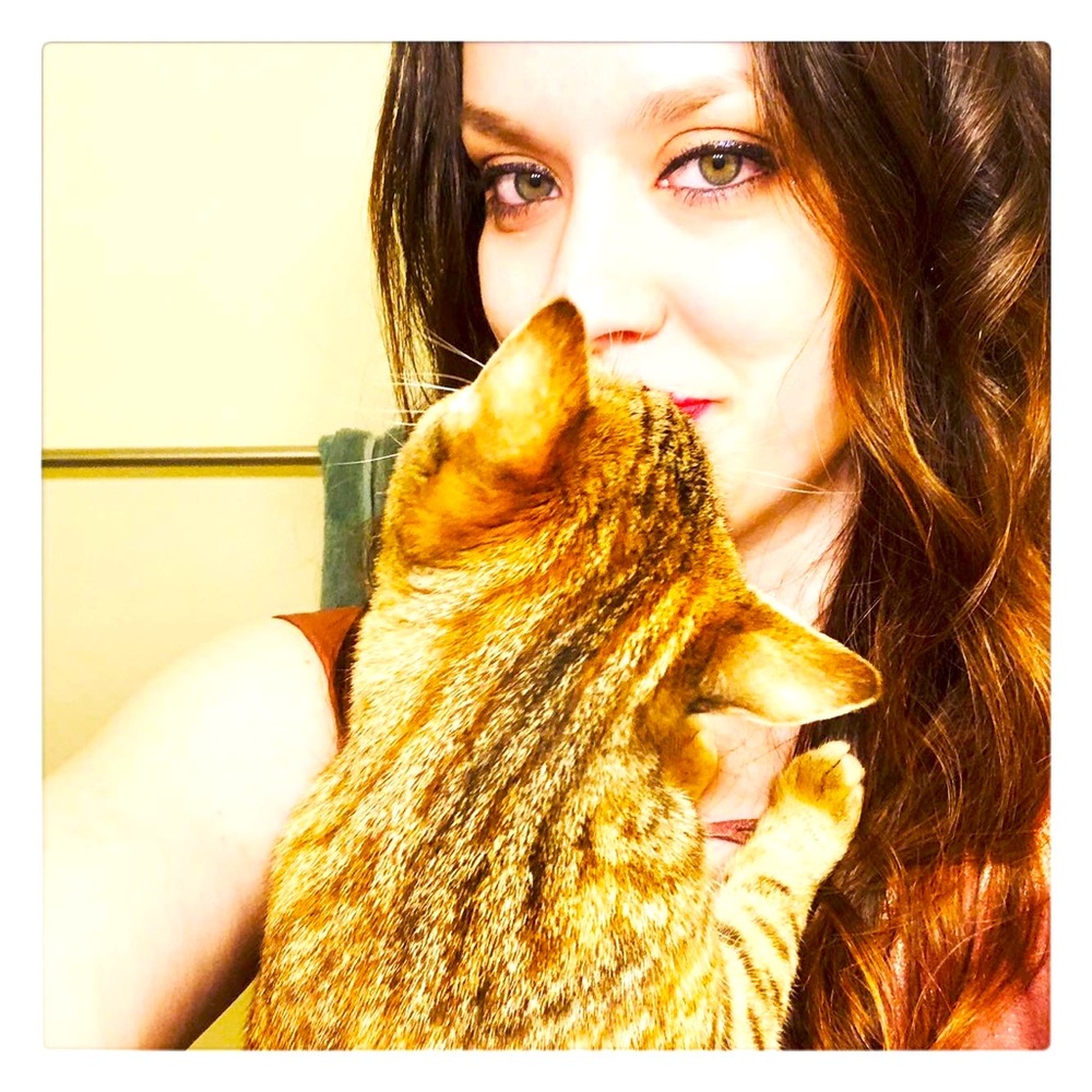 Meet your Posher, Laurel